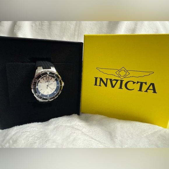 Invicta Angel Halo Women’s Watch 38mm Black (17482) main image 7